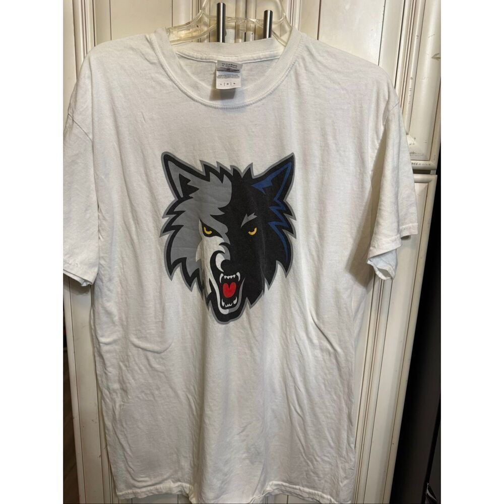 Gildan Mens Heavy Cotton Short Sleeve Minnesota Timberwolves T-Shirt White Large